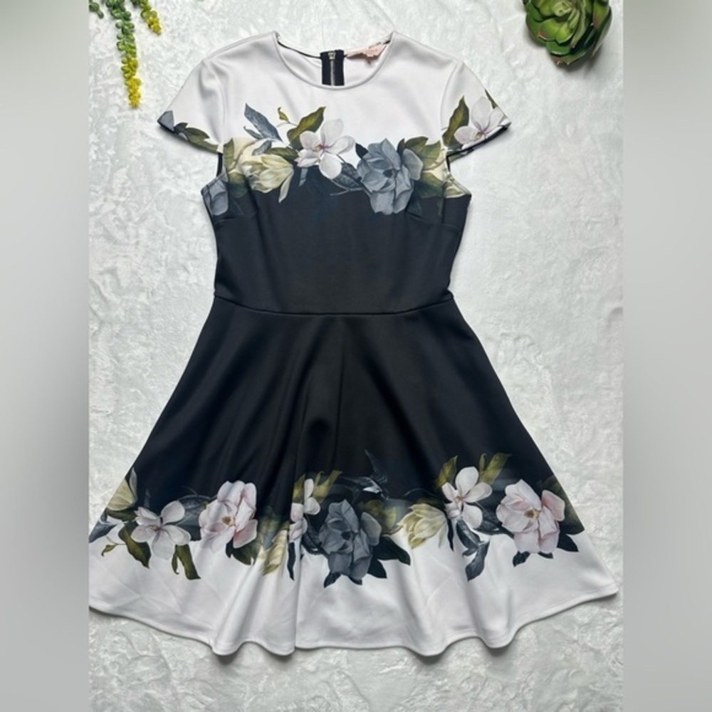 Ted Baker Louva Floral Print Black and White Skater Twirl Dress Womens 6